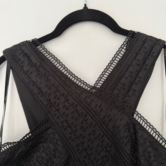 Guess Cutout Lace Dress NWT - Picture 6 of 9